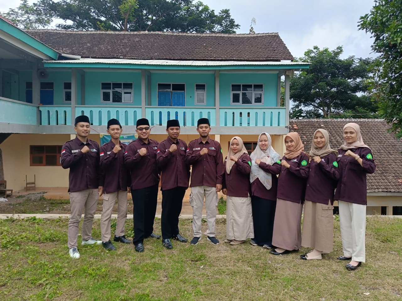 Dewan Guru & Pengurus Yayasan Manarut Tauhid